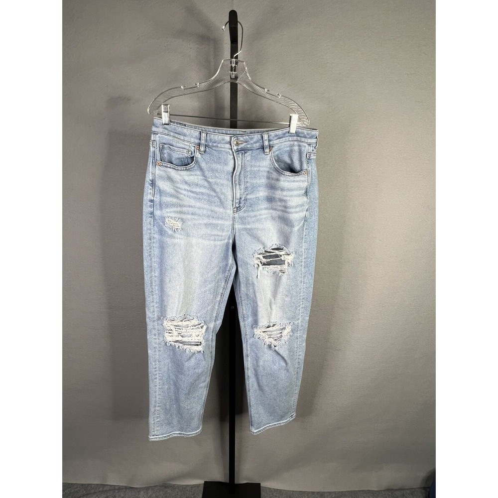 American Eagle Mom Straight Jeans Womens 14 Light Blue Distressed Stretch